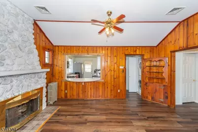 53 Laurel Dr, Wayne, NJ 07470 - Photo 8