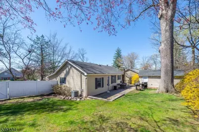 53 Laurel Dr, Wayne, NJ 07470 - Photo 26