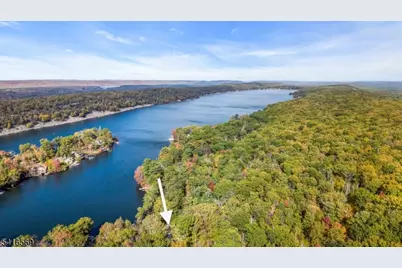 149 Lake End Rd, Rockaway Township, NJ 07435 - Photo 2