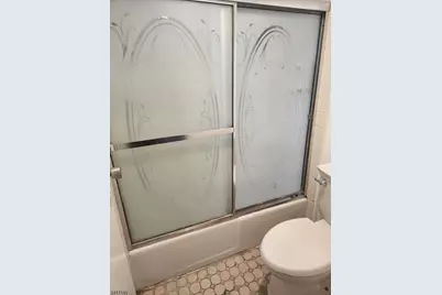 365 River Road #E, Nutley, NJ 07110 - Photo 10