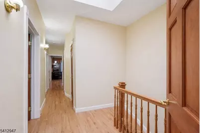 20 Concord St, Jersey City, NJ 07306 - Photo 14