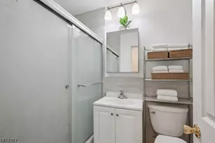 20 Concord St, Jersey City, NJ 07306 - Photo 8