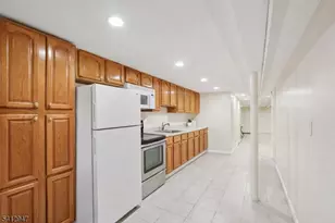 20 Concord St, Jersey City, NJ 07306 - Photo 34