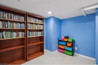 20 Concord St, Jersey City, NJ 07306 - Photo 40