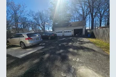 216 E 9th Ave, Roselle, NJ 07203 - Photo 2
