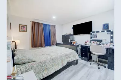 13 Merritt St, Jersey City, NJ 07305 - Photo 10