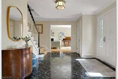 72 Huron Dr, Chatham Township, NJ 07928 - Photo 2