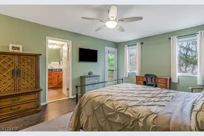 102 Clark Cir, Raritan Township, NJ 08822 - Photo 24