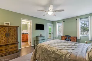 102 Clark Cir, Raritan Township, NJ 08822 - Photo 24