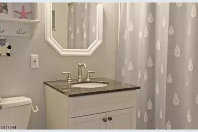 32 Averell Dr, Parsippany, NJ 07950 - Photo 16