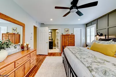 149 Flocktown Rd, Washington Township, NJ 07853 - Photo 18