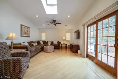 37 Mapes Ave, Nutley, NJ 07110 - Photo 14