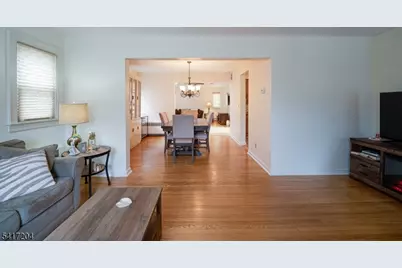 37 Mapes Ave, Nutley, NJ 07110 - Photo 12