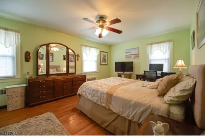 37 Mapes Ave, Nutley, NJ 07110 - Photo 26