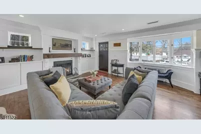 8 Glenwood Rd, Parsippany, NJ 07834 - Photo 8