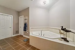 16 Baxter Ln, West Orange Township, NJ 07052 - Photo 22