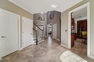 16 Baxter Ln, West Orange Township, NJ 07052 - Photo 4