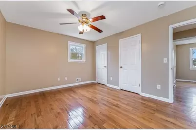 87 Lynnfield Ter, Lopatcong Township, NJ 08865 - Photo 16