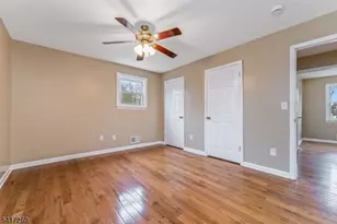 87 Lynnfield Terrace, Lopatcong Township, NJ 08865 - Photo 16