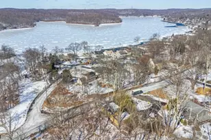 104 Espanong Rd, Jefferson Township, NJ 07849 - Photo 12