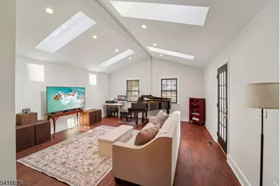 27 Fairview Ave, West Orange Township, NJ 07052 - Photo 10