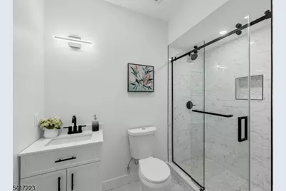 3 Terrace Pl, Belleville, NJ 07109 - Photo 6