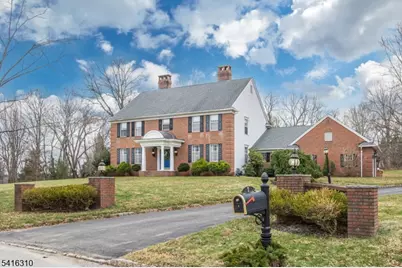 7 Cambridge Rd, Andover Township, NJ 07848 - Photo 2