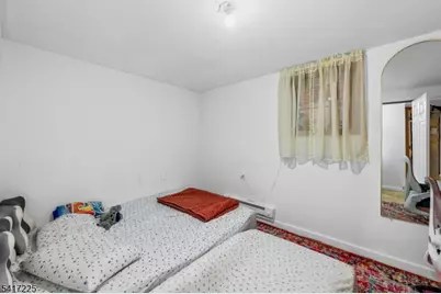 761 Kennedy Blvd, Bayonne, NJ 07002 - Photo 14