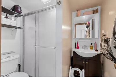 761 Kennedy Blvd, Bayonne, NJ 07002 - Photo 12