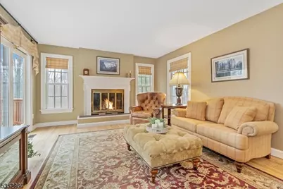 3 Beaver Brook Dr, Washington Township, NJ 07853 - Photo 8