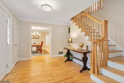 3 Beaver Brook Dr, Washington Township, NJ 07853 - Photo 2