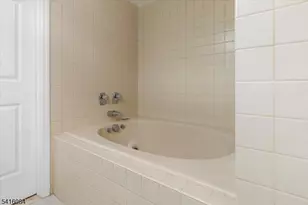 2 Crystal Ln, Paterson, NJ 07501 - Photo 16