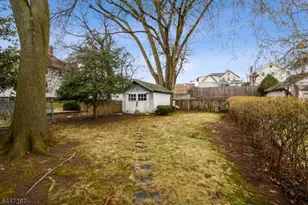 60 Berkeley Ave, Bloomfield, NJ 07003 - Photo 16