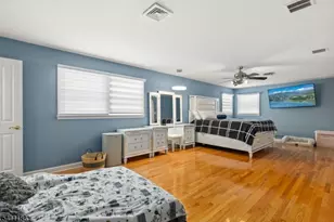 27 Viewpoint Rd, Wayne, NJ 07470 - Photo 12