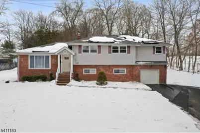 27 Viewpoint Rd, Wayne, NJ 07470 - Photo 2