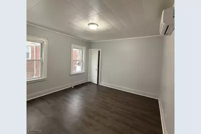 108 Vassar Ave, Newark, NJ 07112 - Photo 10