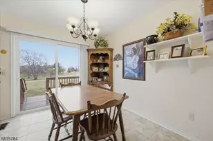 262 Spruce Ct, Raritan Township, NJ 08822 - Photo 10