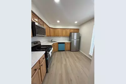 32 Columbus Dr, Franklin Township, NJ 08823 - Photo 12