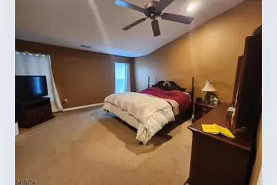 12 Village Ln, Sparta Township, NJ 07871 - Photo 4