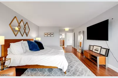 1 Claridge Dr #723, Verona, NJ 07044 - Photo 14