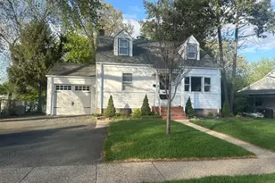 28-27 Sheridan Pl, Fair Lawn, NJ 07410 - Photo 1