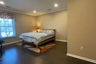 28 Commonwealth Dr, Bernards Township, NJ 07920 - Photo 4