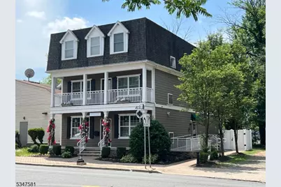 4 Centennial Av #E, Cranford Township, NJ 07016 - Photo 2