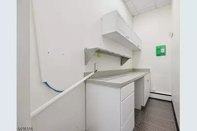 34 E Somerset St, Raritan, NJ 08869 - Photo 16