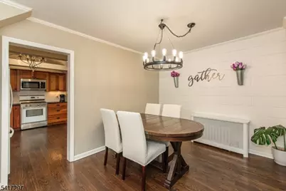 9 N Hillside Ave, Chatham, NJ 07928 - Photo 8