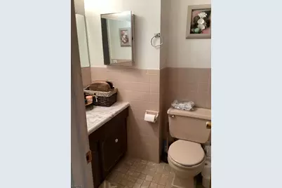 17B Garden Dr, Elmwood Park, NJ 07407 - Photo 14