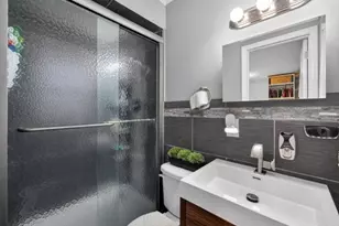 66 Lockwood Pl, Clifton, NJ 07012 - Photo 18