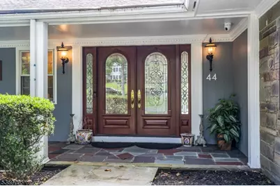 44 Hillcrest Rd, Bridgewater, NJ 08836 - Photo 2