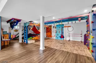 44 Hillcrest Rd, Bridgewater, NJ 08836 - Photo 34