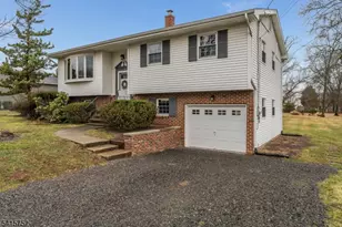 179 Brahma Ave, Bridgewater, NJ 08807 - Photo 2